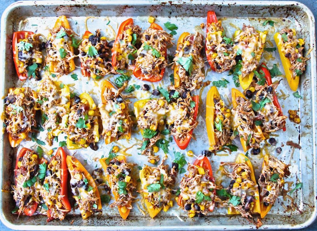 Mini pepper chicken 'nachos' - Groove Rabbit