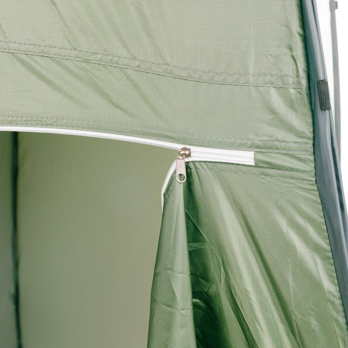 Changing Shower Tent by FROG & CO - Groove Rabbit